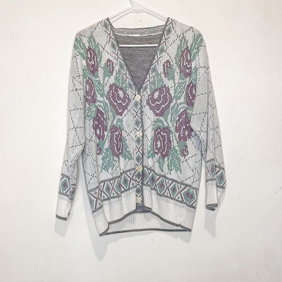 Sweaters - Vintage Women's White Purple Floral Grandma Granny Cardigan Sweater Top
